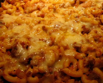 ground beef macaroni casserole